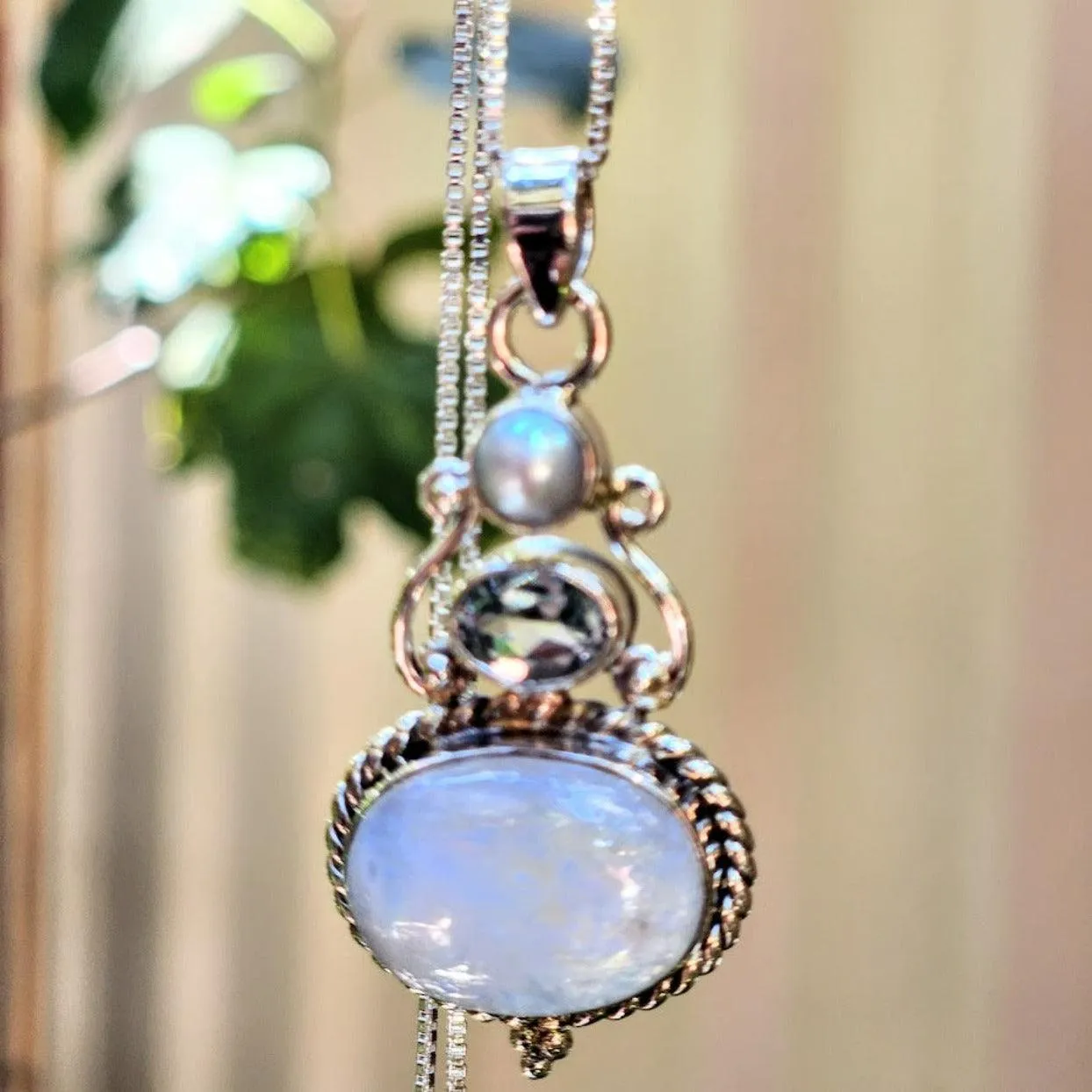 BLUE MOON - 925 MOONSTONE / TOPAZ / PEARL NECKLACE