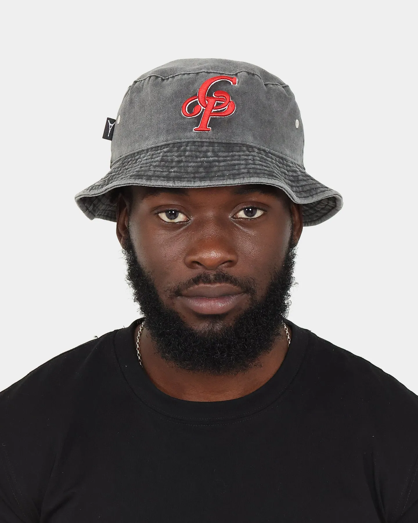 Carre Volle Rose Bucket Hat Washed Black