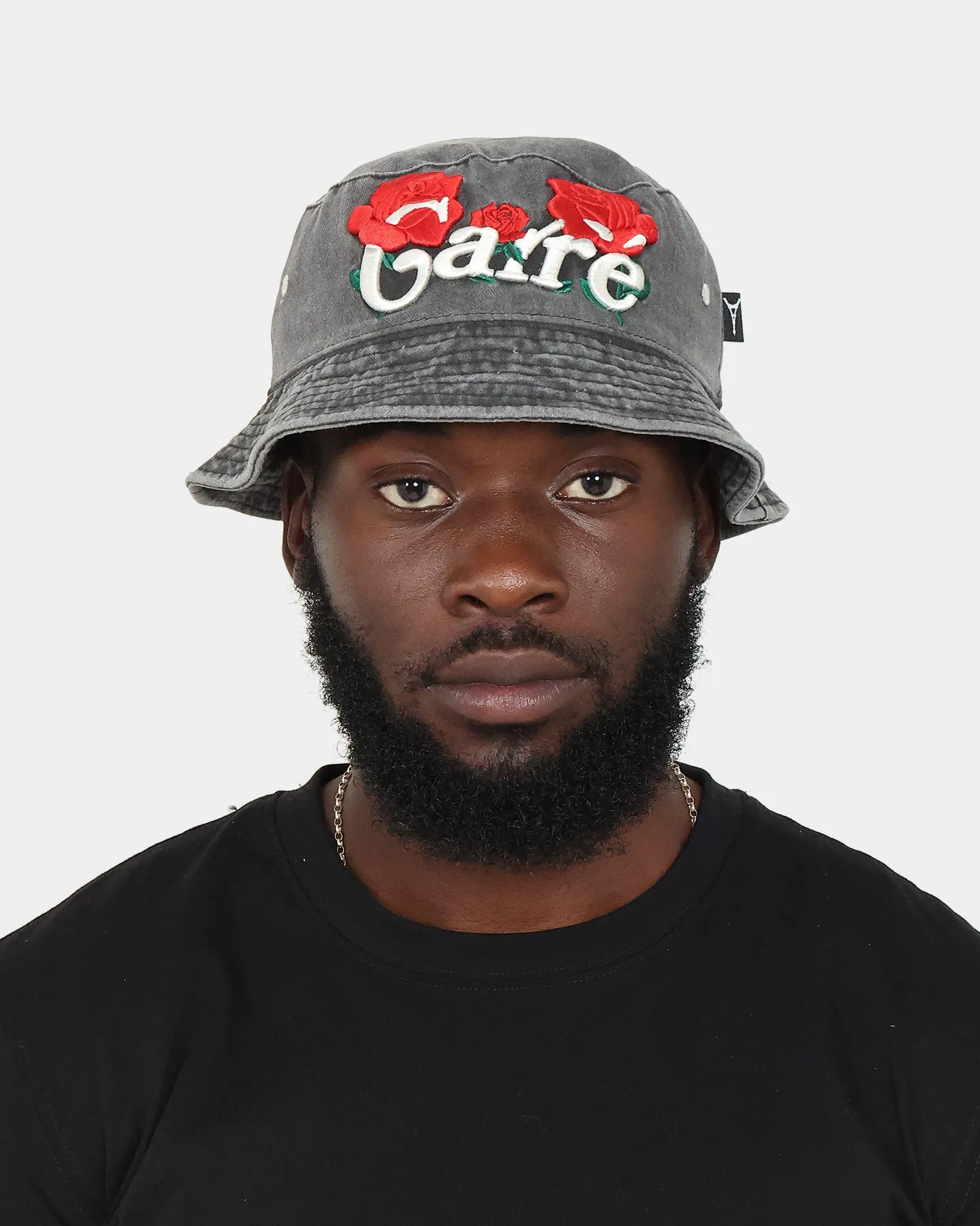 Carre Volle Rose Bucket Hat Washed Black