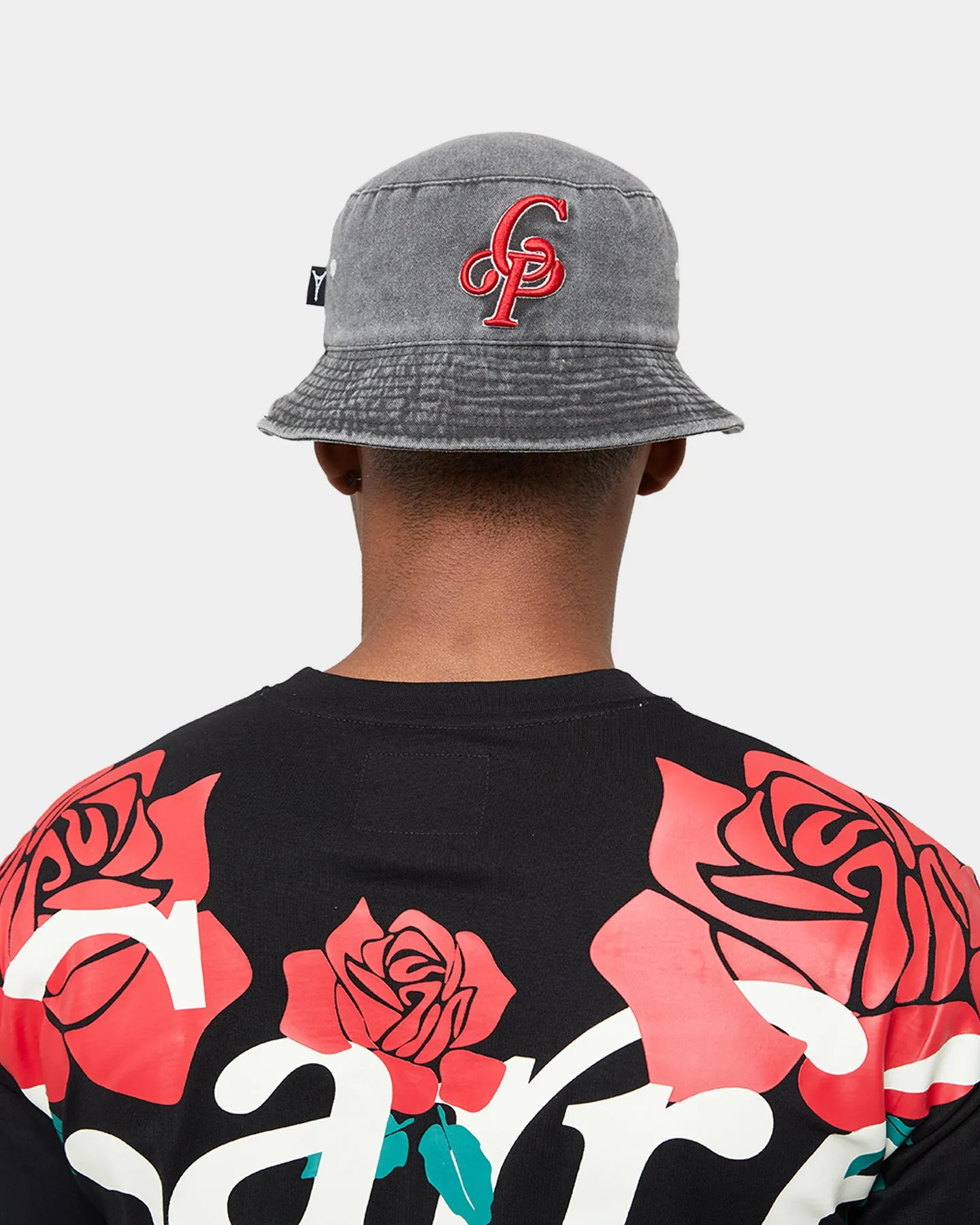 Carre Volle Rose Bucket Hat Washed Black