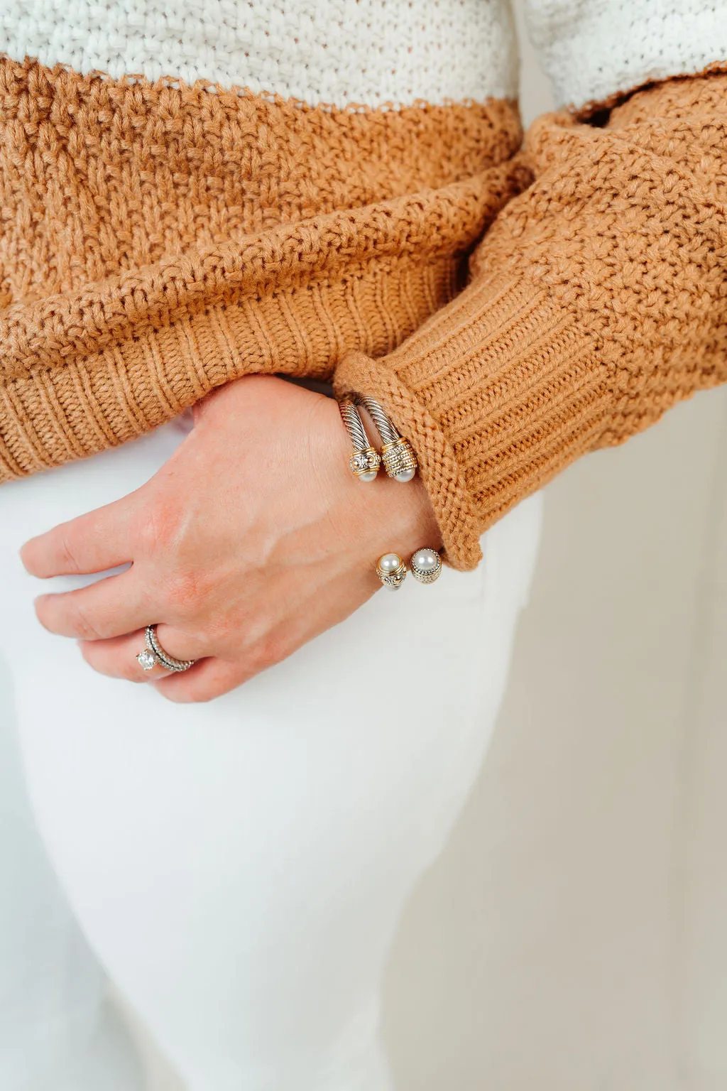 Crown Cable Cuff Bracelet // Black, Turquoise or Pearl  no