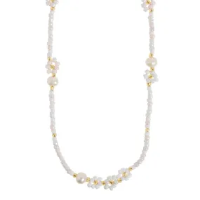 Elsa - White Beads Flower and Pearl Necklace