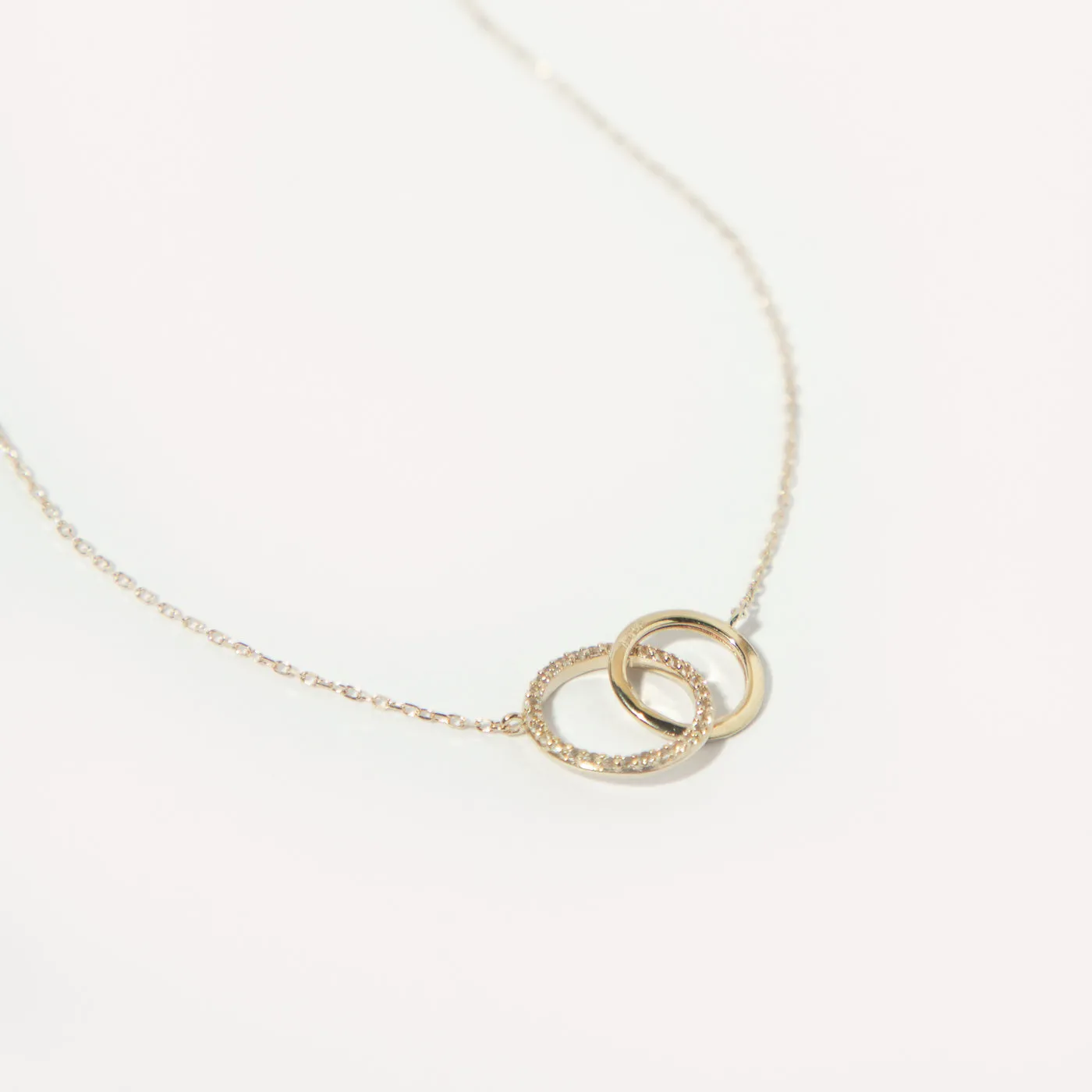 Orbit Topaz Necklace in Solid Gold