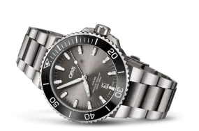 Oris Aquis Date 43.5mm Mens Watch