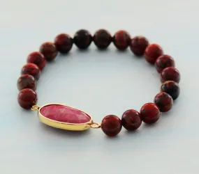 Red Grain Faceted Stone Elastic Bracelet