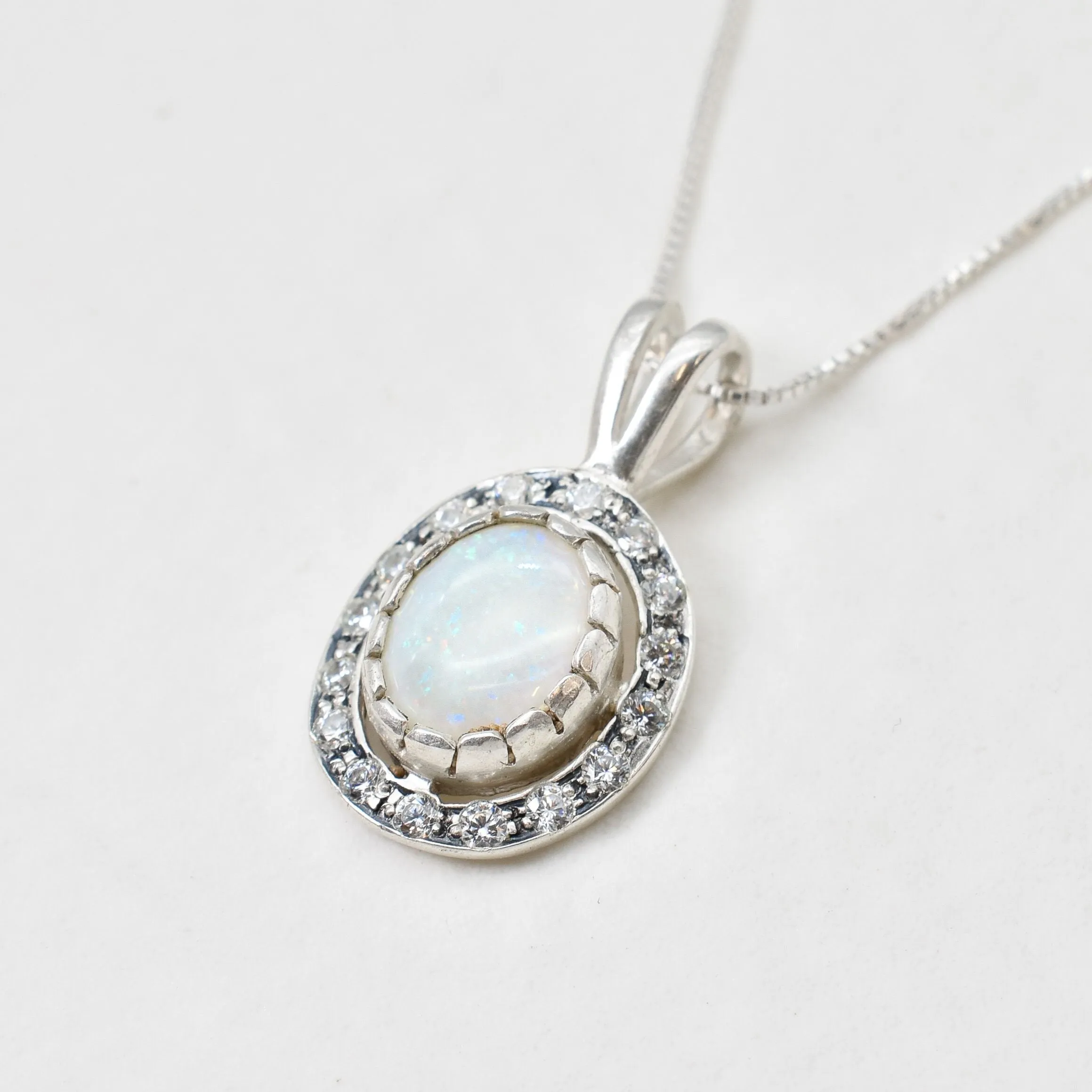 Vintage Opal Necklace - Genuine Opal Pendant - White Oval Necklace